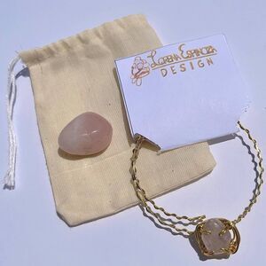 ROSE QUARTZ PALM STONE & MATCHING WIREWRAPPED GEMSTONE BRACELET SET